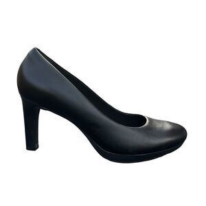 Clarks® Women's 8.5 WIDE Ambyr Joy Black Leather Pumps